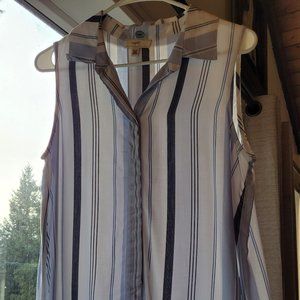 NWOT Cupio Boutique Sleeveless Blouse Size Med